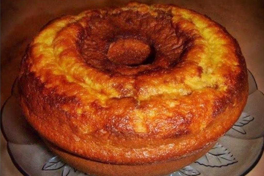 Bolo de iogurte marmoreado, simples e com um sabor incomparável