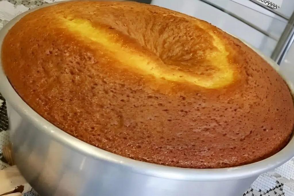 Bolo de laranja caipira amanteigado, receita deliciosa da vovó que até hoje faz sucesso