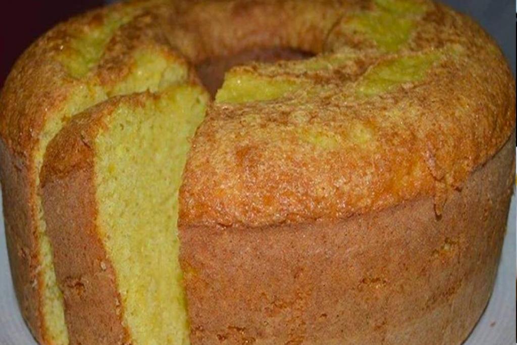 Bolo de laranja rápido (liquidificador), fica tão perfeito com sabor inesquecível
