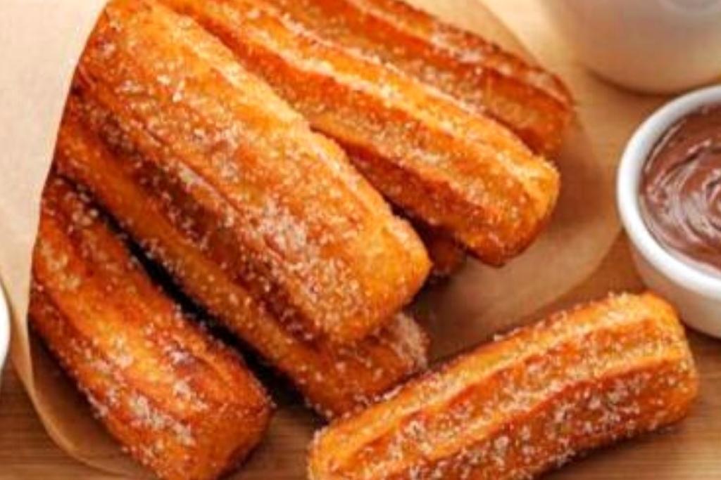 Churros caseiros assados, uma sobremesa deliciosa feita para ti